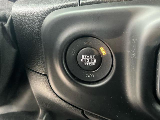 Used 2020 Jeep Wrangler Unlimited Sahara image 10