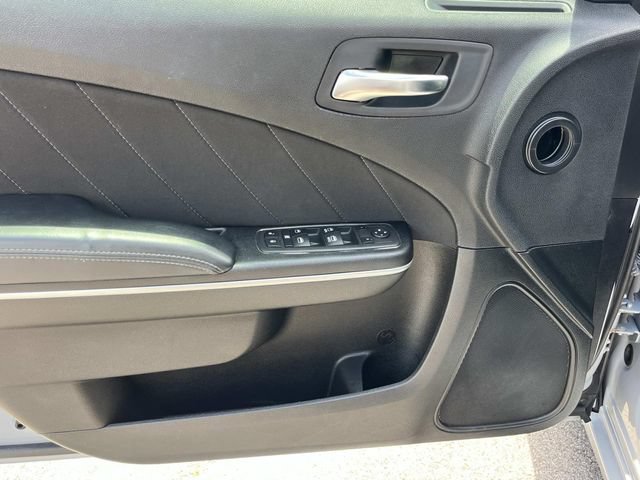 Used 2022 Dodge Charger SXT RWD image 24