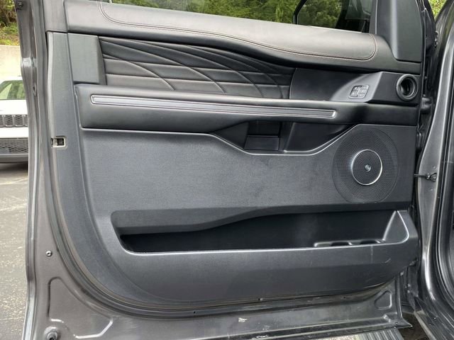 Certified 2021 Ford Expedition Max Platinum image 23
