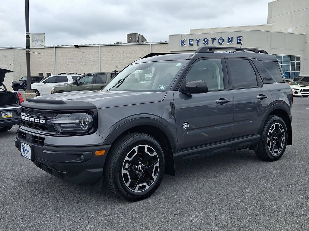 Certified 2024 Ford Bronco Sport Outer Banks w/ Tech Package AWD/4WD image 3