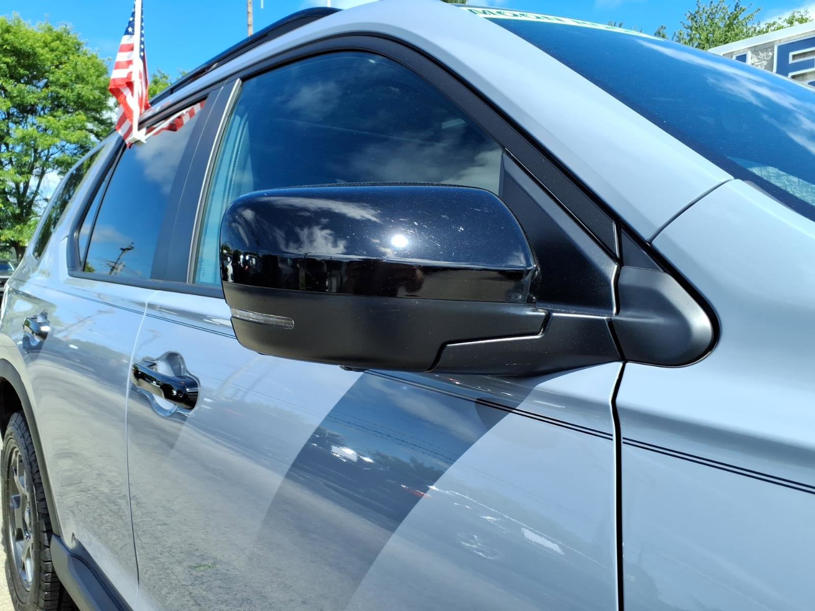 Used 2024 Honda Pilot TrailSport image 9