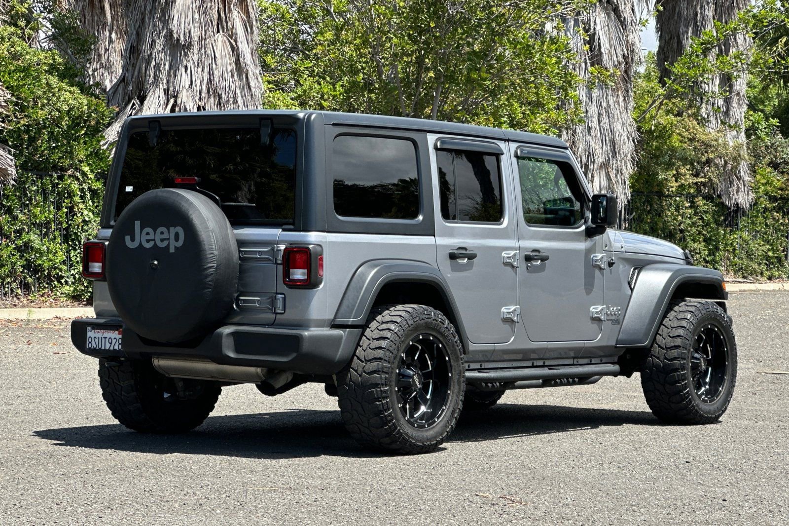 Used 2020 Jeep Wrangler Unlimited Sport S AWD/4WD image 3