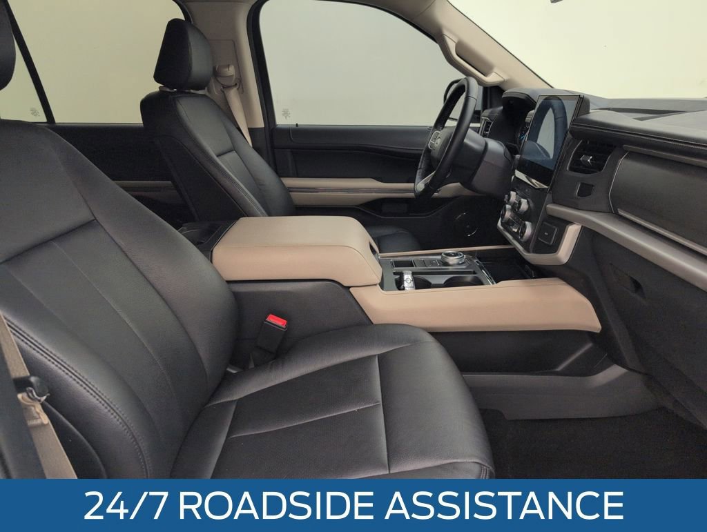 Certified 2023 Ford Expedition XLT image 19