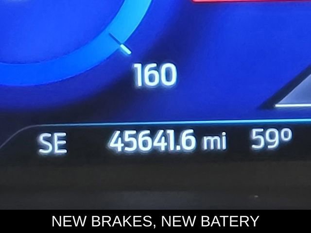 Certified 2020 Ford Escape Titanium image 32