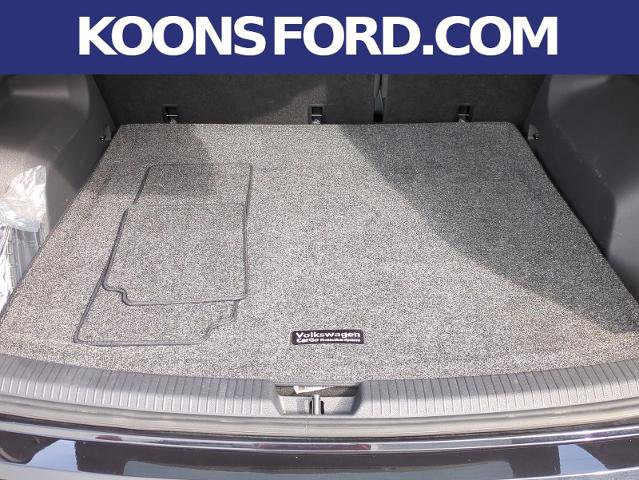 Used 2022 Volkswagen Atlas Cross Sport SE w/ Black Wheel Package AWD/4WD image 19