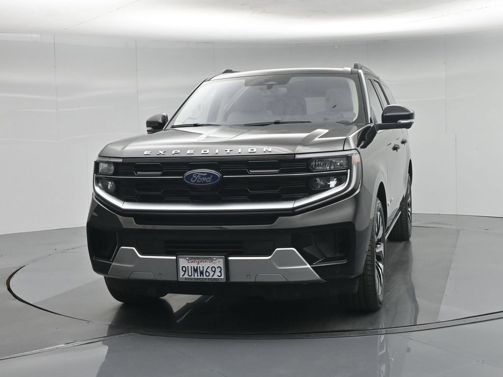 Certified 2025 Ford Expedition Max Platinum w/ Driver's Package AWD/4WD image 62