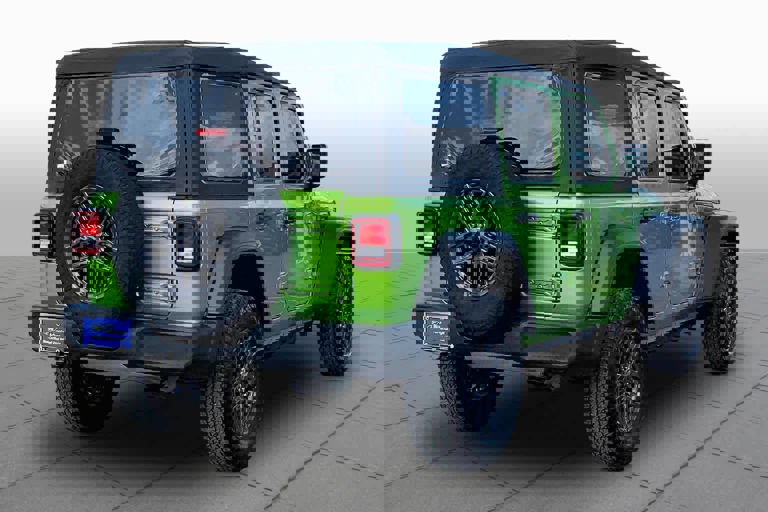 Used 2025 Jeep Wrangler Sport S image 3