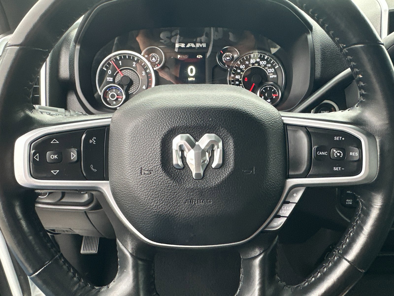 Used 2024 RAM 2500 Big Horn image 22