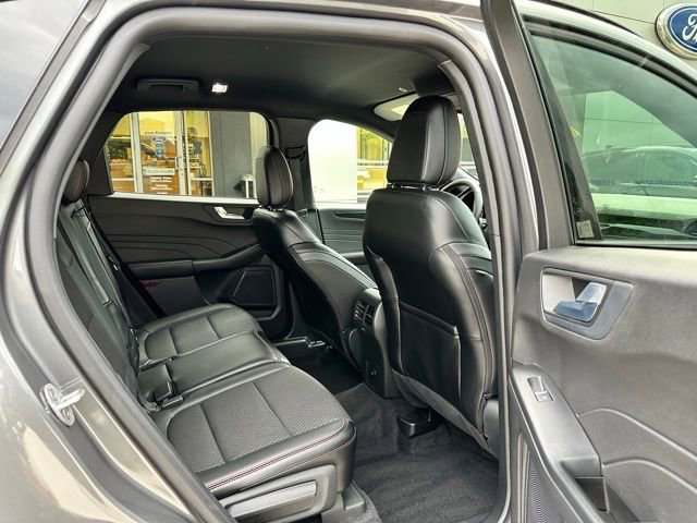Certified 2024 Ford Escape ST-Line w/ Tech Pack #1 AWD/4WD image 43