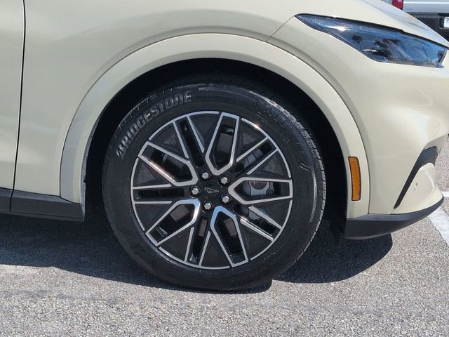 Certified 2025 Ford Mustang Mach-E Premium AWD/4WD image 11