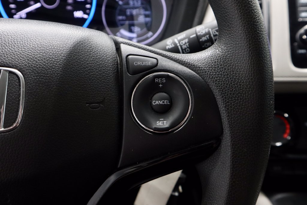 Used 2020 Honda HR-V LX image 29
