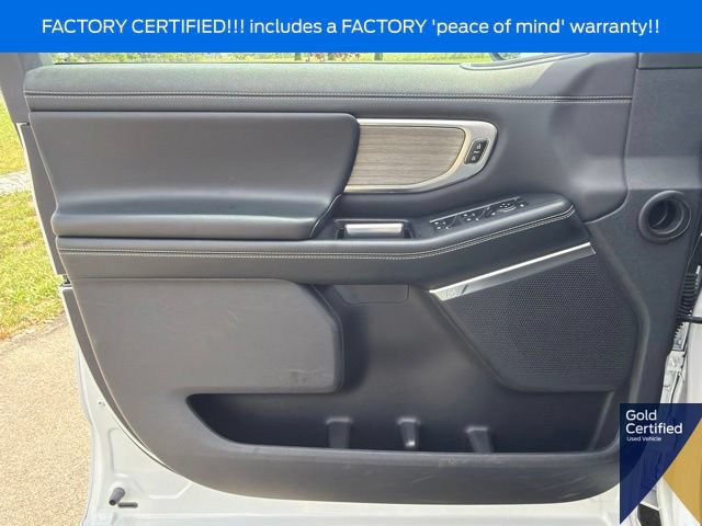 Certified 2025 Ford Expedition Max Platinum w/ Driver's Package AWD/4WD image 43