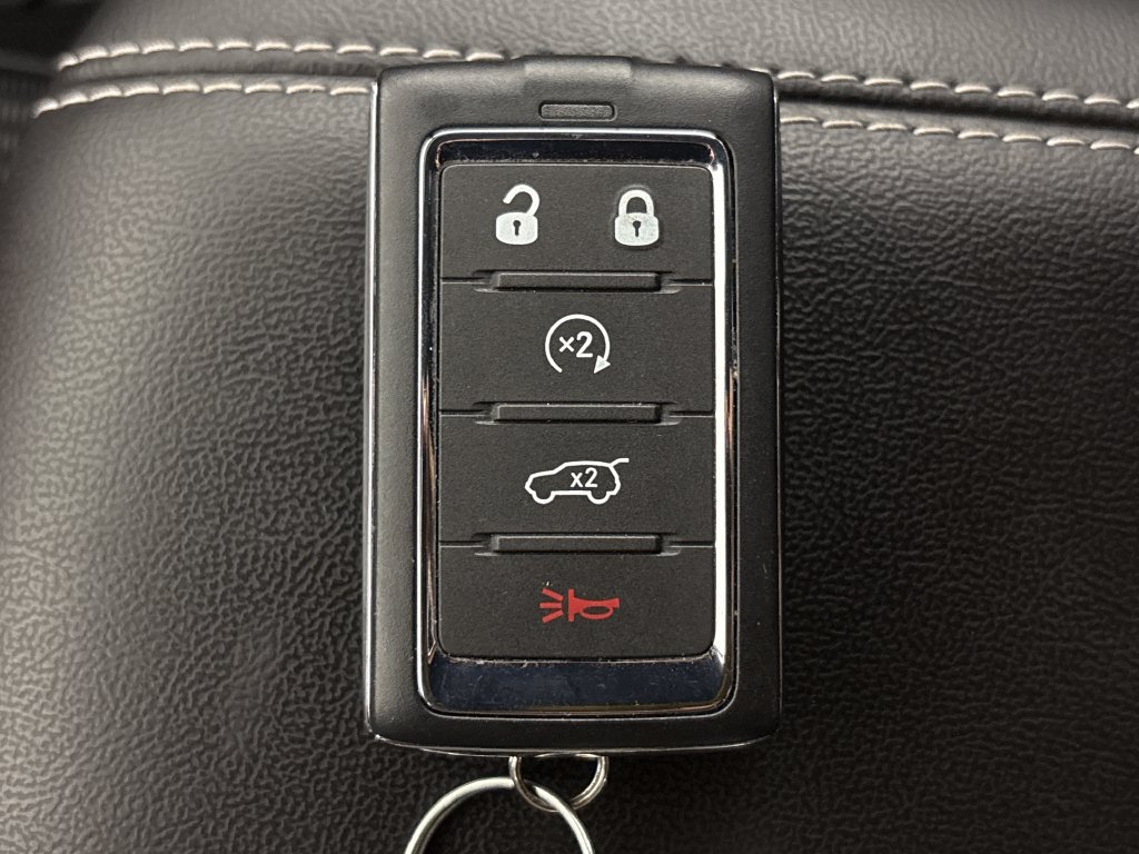 Used 2025 Jeep Grand Cherokee L Altitude RWD image 33