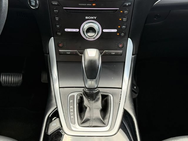 Certified 2018 Ford Edge Titanium w/ Technology Package AWD/4WD image 25