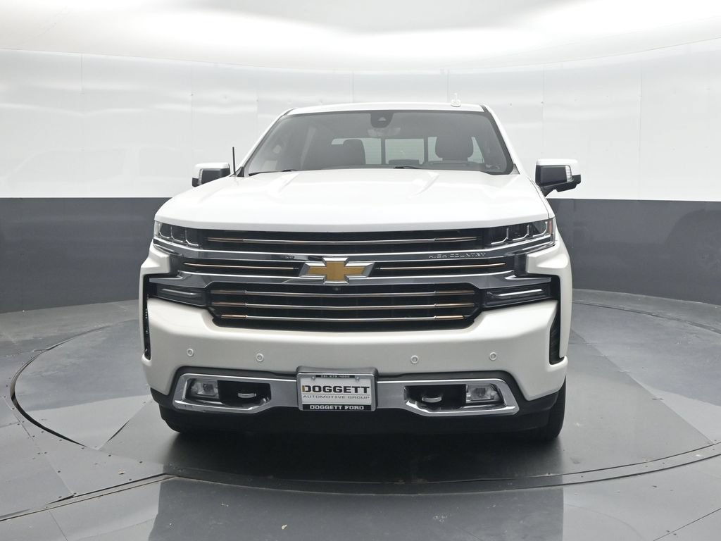 Used 2019 Chevrolet Silverado 1500 High Country w/ Technology Package AWD/4WD image 5