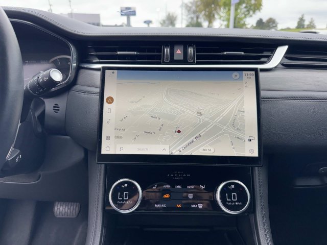 Used 2023 Jaguar F-PACE S AWD/4WD image 25
