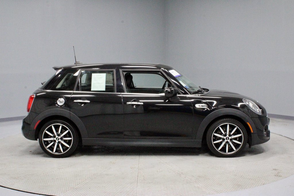 Used 2020 MINI Cooper S image 6