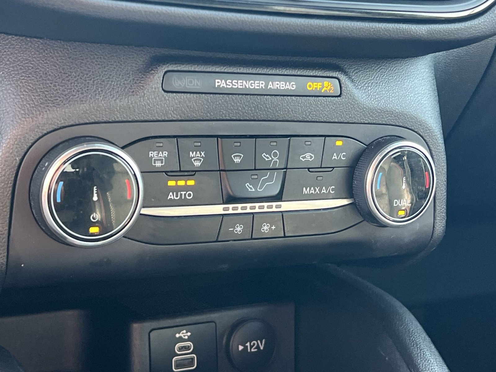 Certified 2025 Ford Escape ST-Line FWD image 20
