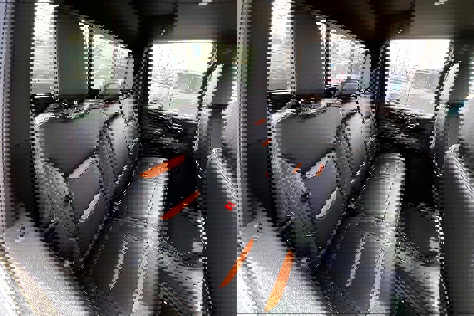 Used 2025 GMC Sierra 2500 AT4 w/ AT4 Premium Plus Package image 20