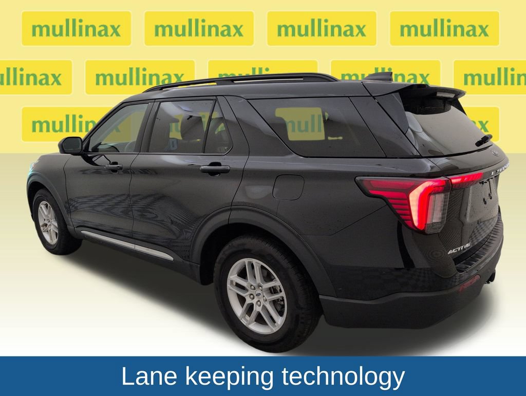 Certified 2025 Ford Explorer Active RWD image 8
