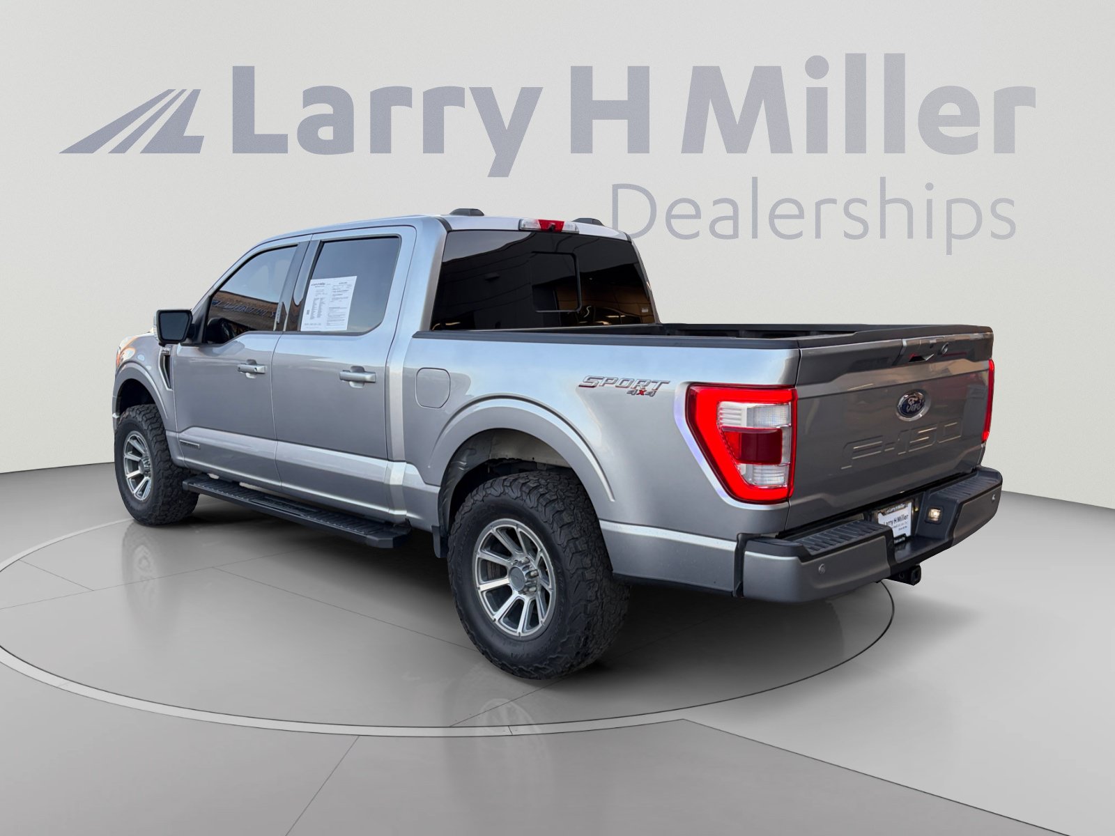 Certified 2021 Ford F150 Lariat AWD/4WD image 3