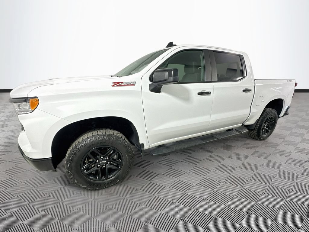 Used 2025 Chevrolet Silverado 1500 LT Trail Boss w/ Protection Package AWD/4WD image 6