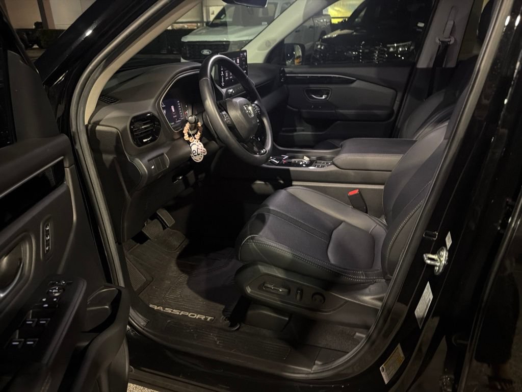 Used 2026 Honda Passport RTL image 12