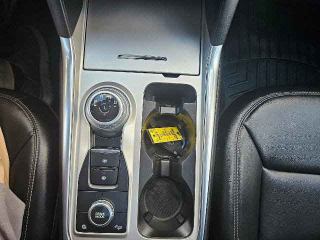 Certified 2022 Ford Explorer XLT w/ Equipment Group 202A image 15