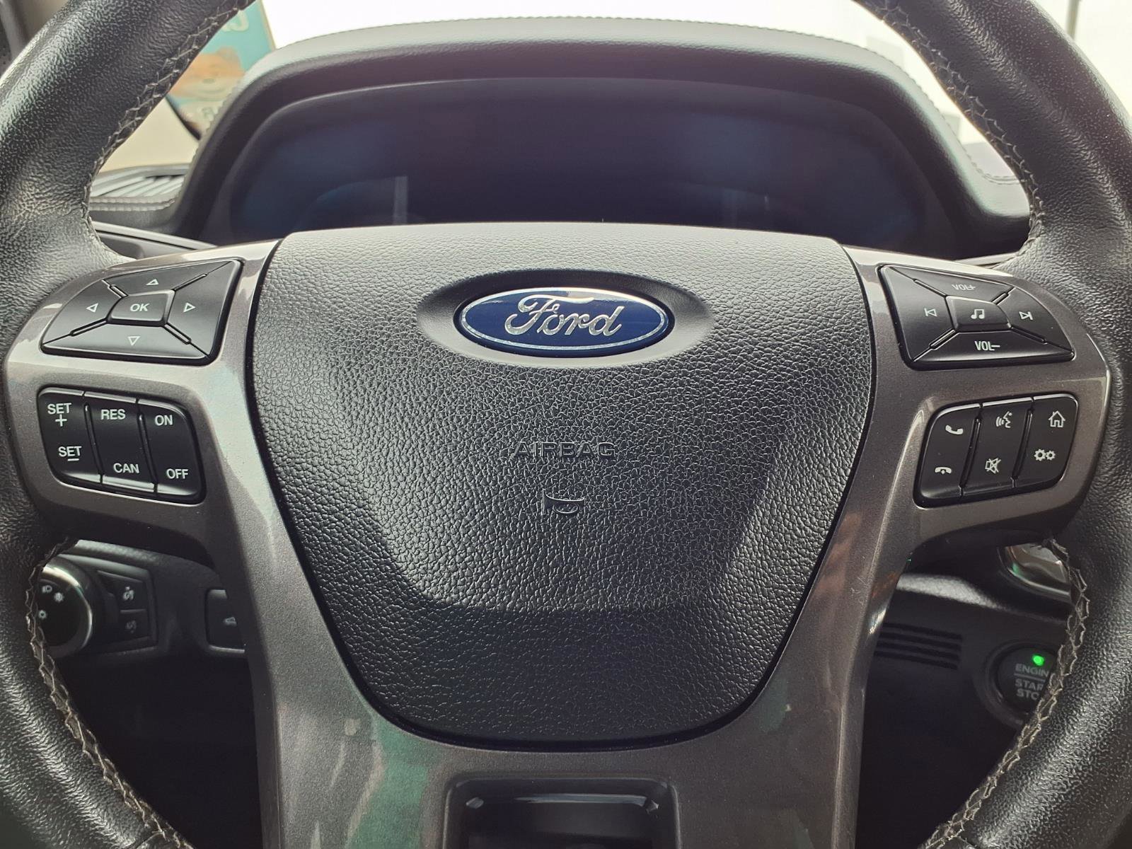 Certified 2023 Ford Ranger Lariat w/ Trailer Tow Package image 17