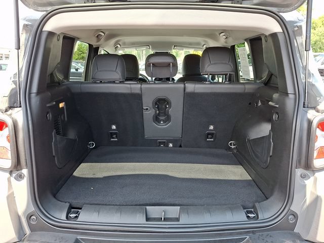 Used 2020 Jeep Renegade Limited AWD/4WD image 36