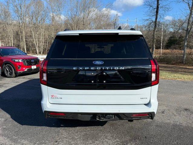 Certified 2025 Ford Expedition Max Active image 3