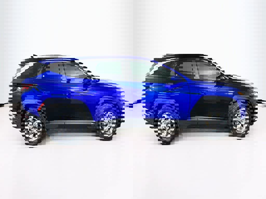 Used 2023 Hyundai Tucson SE image 6