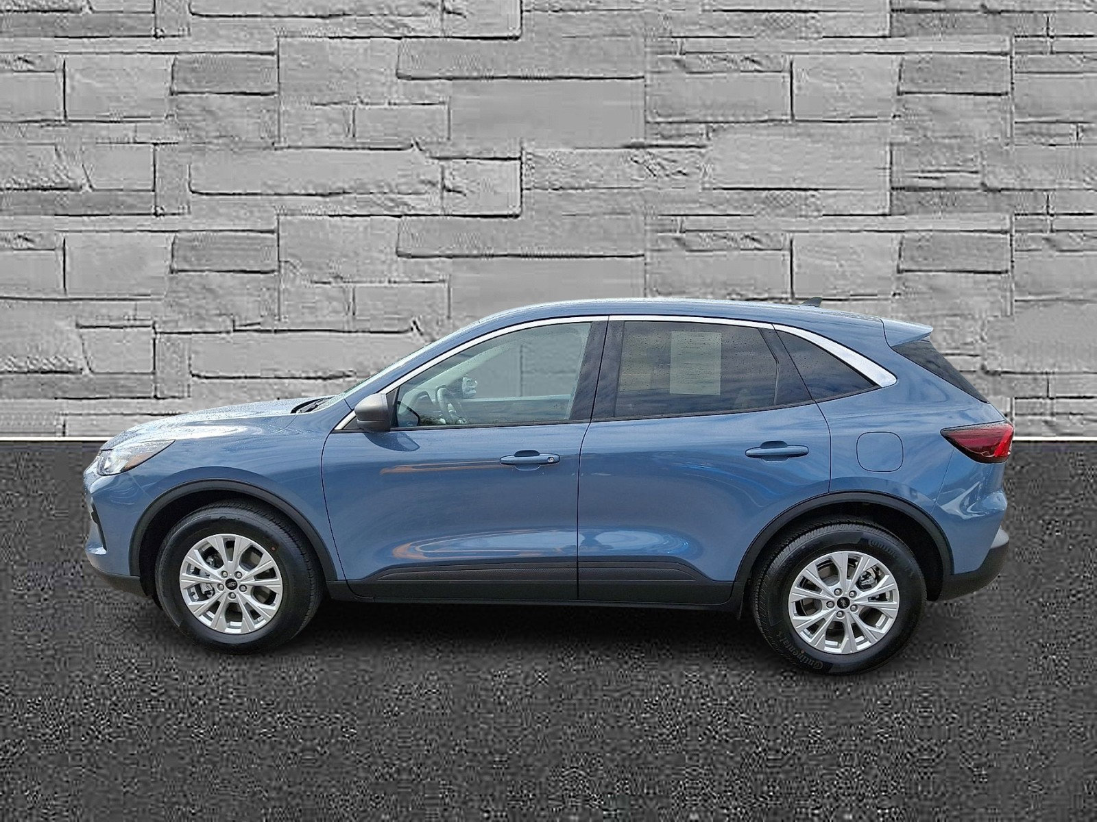 Certified 2023 Ford Escape Active AWD/4WD image 6