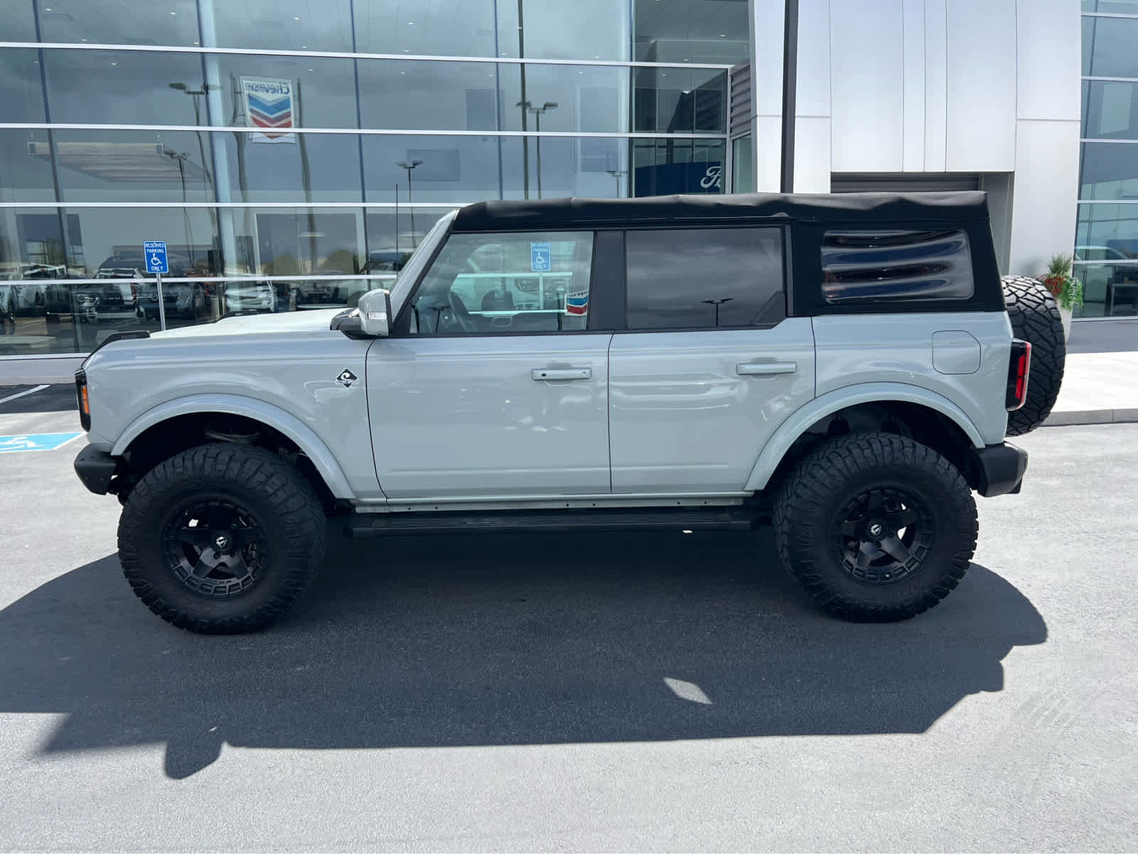 Certified 2021 Ford Bronco Outer Banks AWD/4WD image 12
