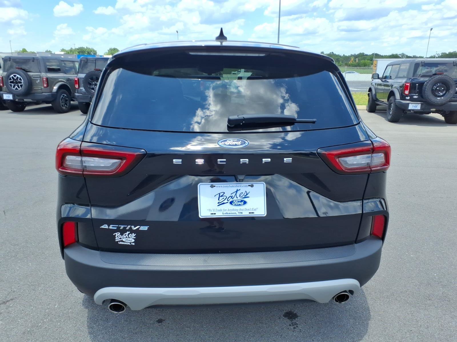 Certified 2023 Ford Escape Active w/ Cold Weather Package FWD image 4