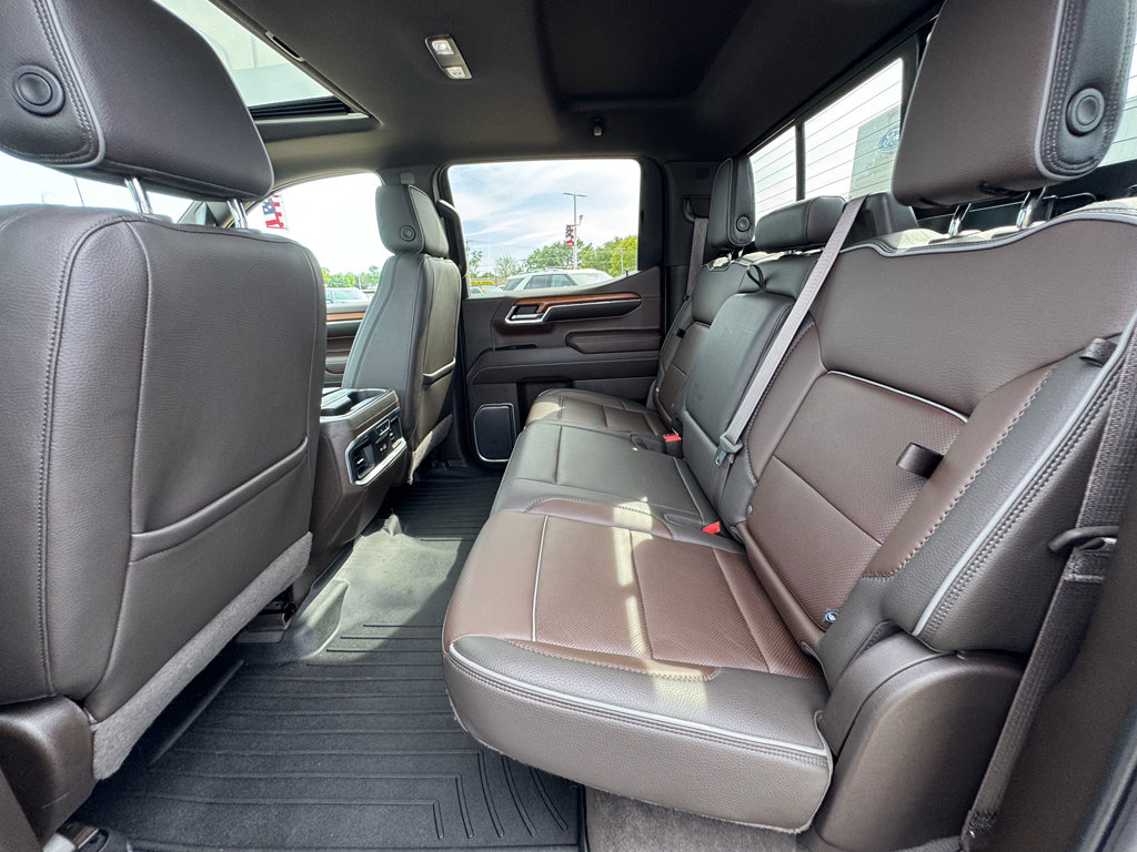 Used 2022 GMC Sierra 1500 Denali w/ Technology Package AWD/4WD image 24