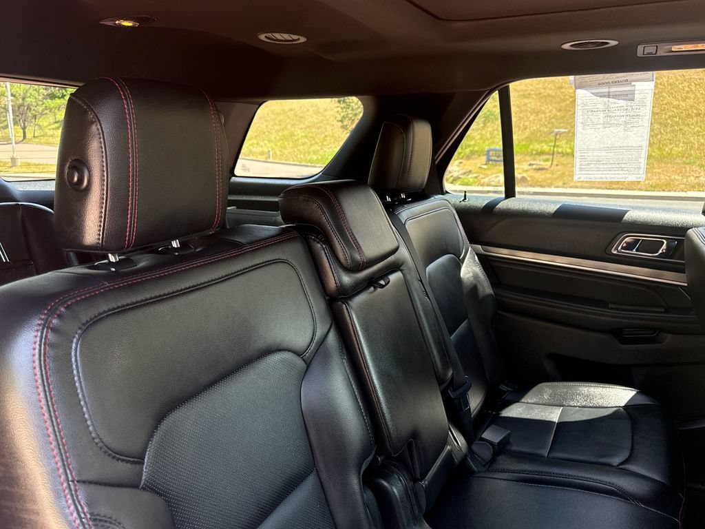 Certified 2018 Ford Explorer Sport AWD/4WD image 27