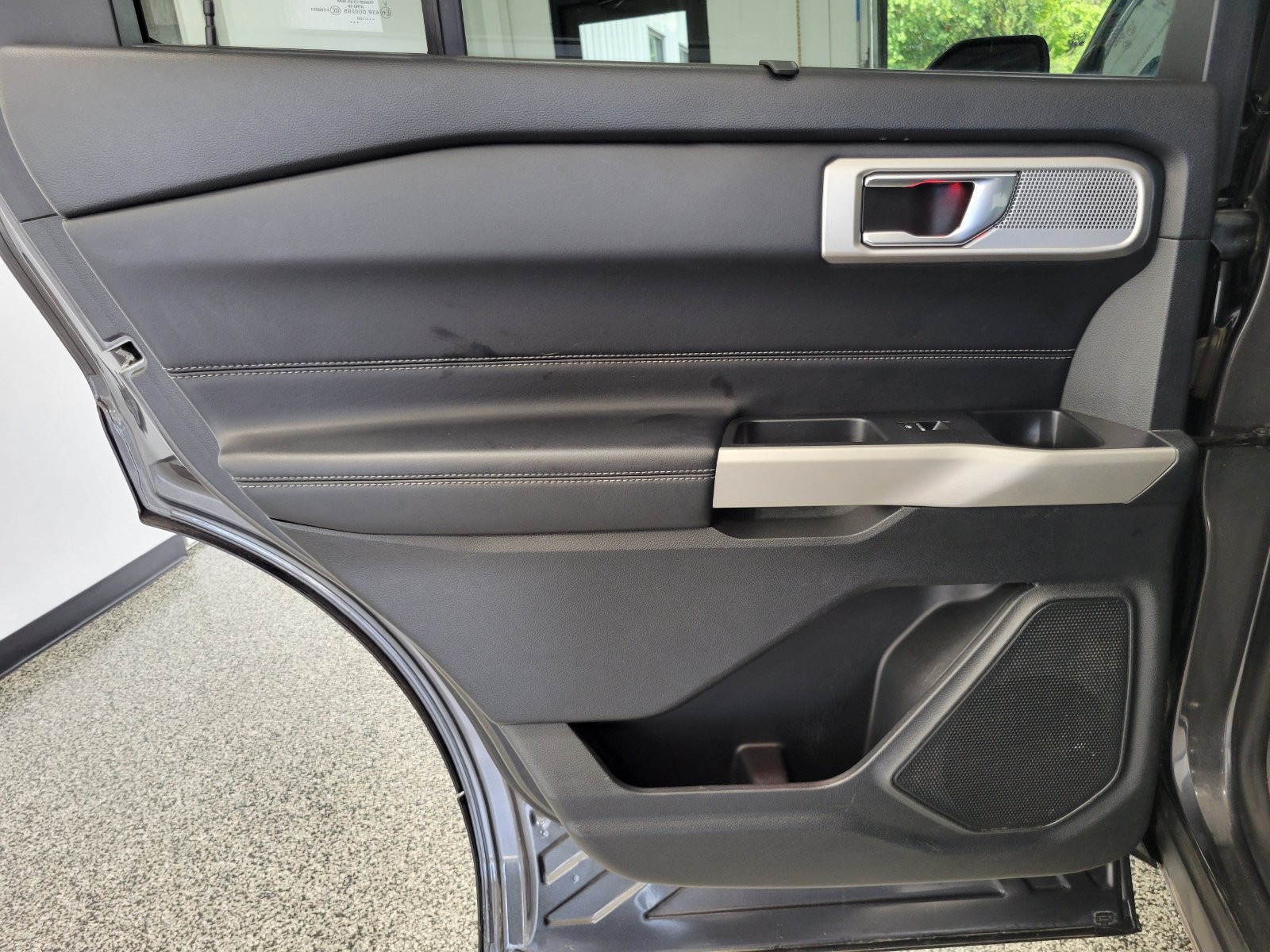Certified 2020 Ford Explorer Limited AWD/4WD image 24