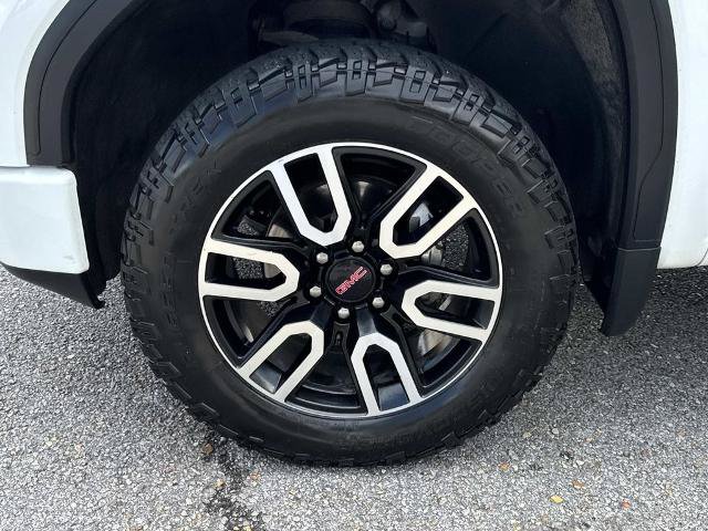 Used 2021 GMC Sierra 1500 AT4 w/ AT4 Value Package AWD/4WD image 4