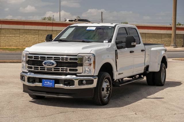 Certified 2026 Ford F350 XLT AWD/4WD image 4