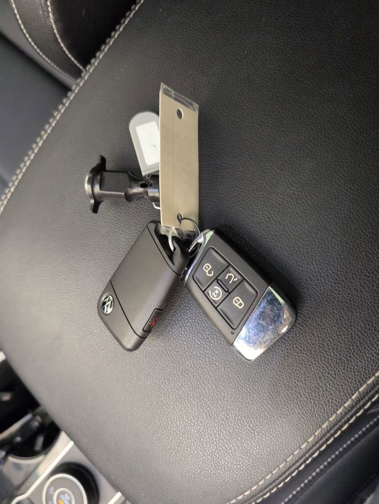 Used 2023 Volkswagen Atlas SEL image 48