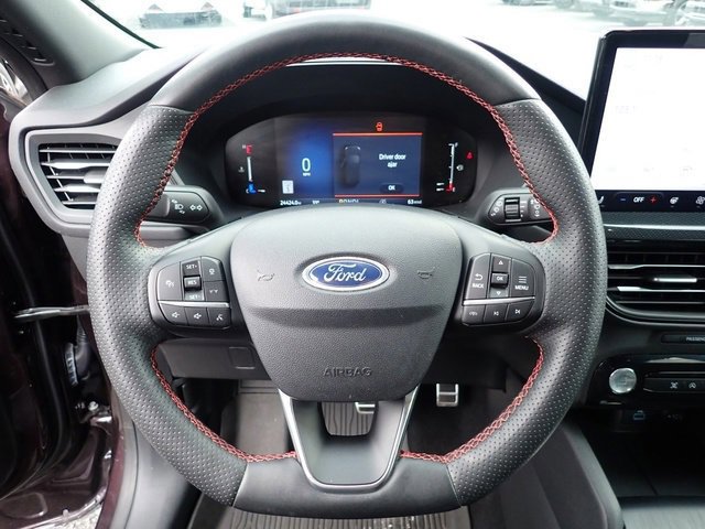 Certified 2023 Ford Escape ST-Line w/ Tech Pack #1 image 23