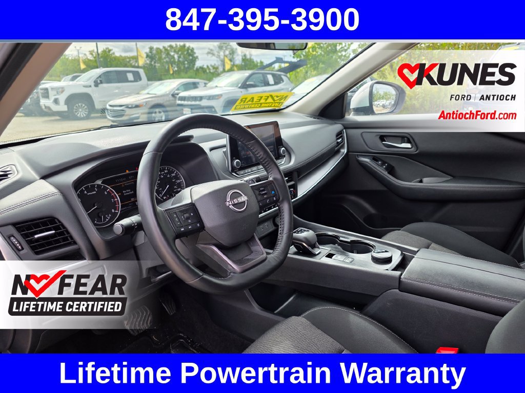 Used 2025 Nissan Rogue SV AWD/4WD image 20