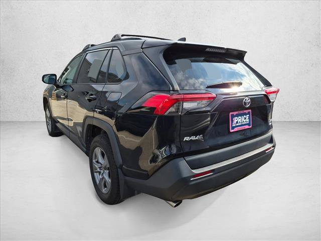 Used 2022 Toyota RAV4 XLE w/ Convenience Package AWD/4WD image 7