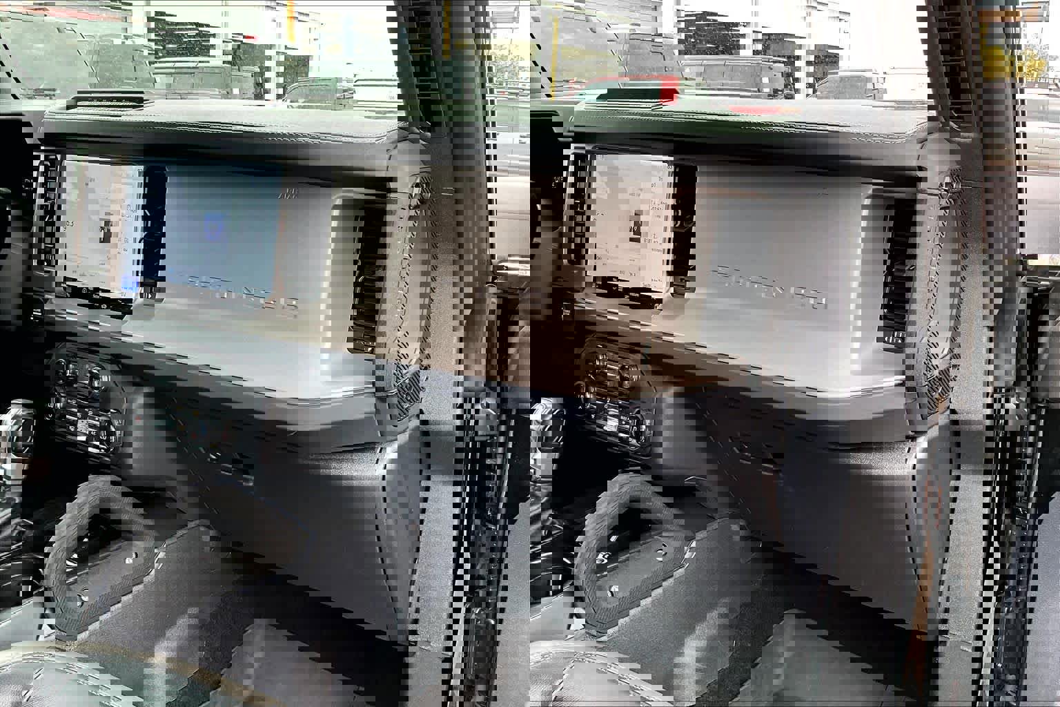 Certified 2025 Ford Bronco Outer Banks w/ Sasquatch Package image 20