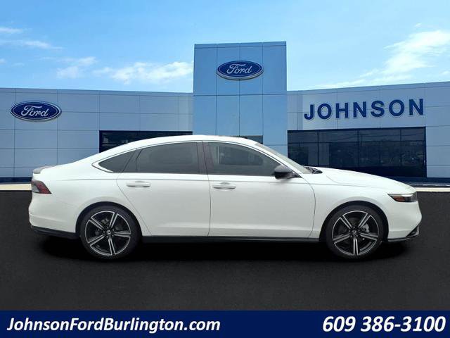 Used 2024 Honda Accord Sport image 2