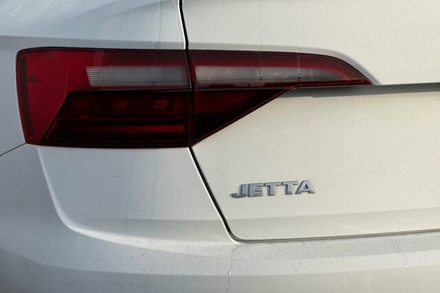Used 2021 Volkswagen Jetta S w/ Driver Assistance Package image 21