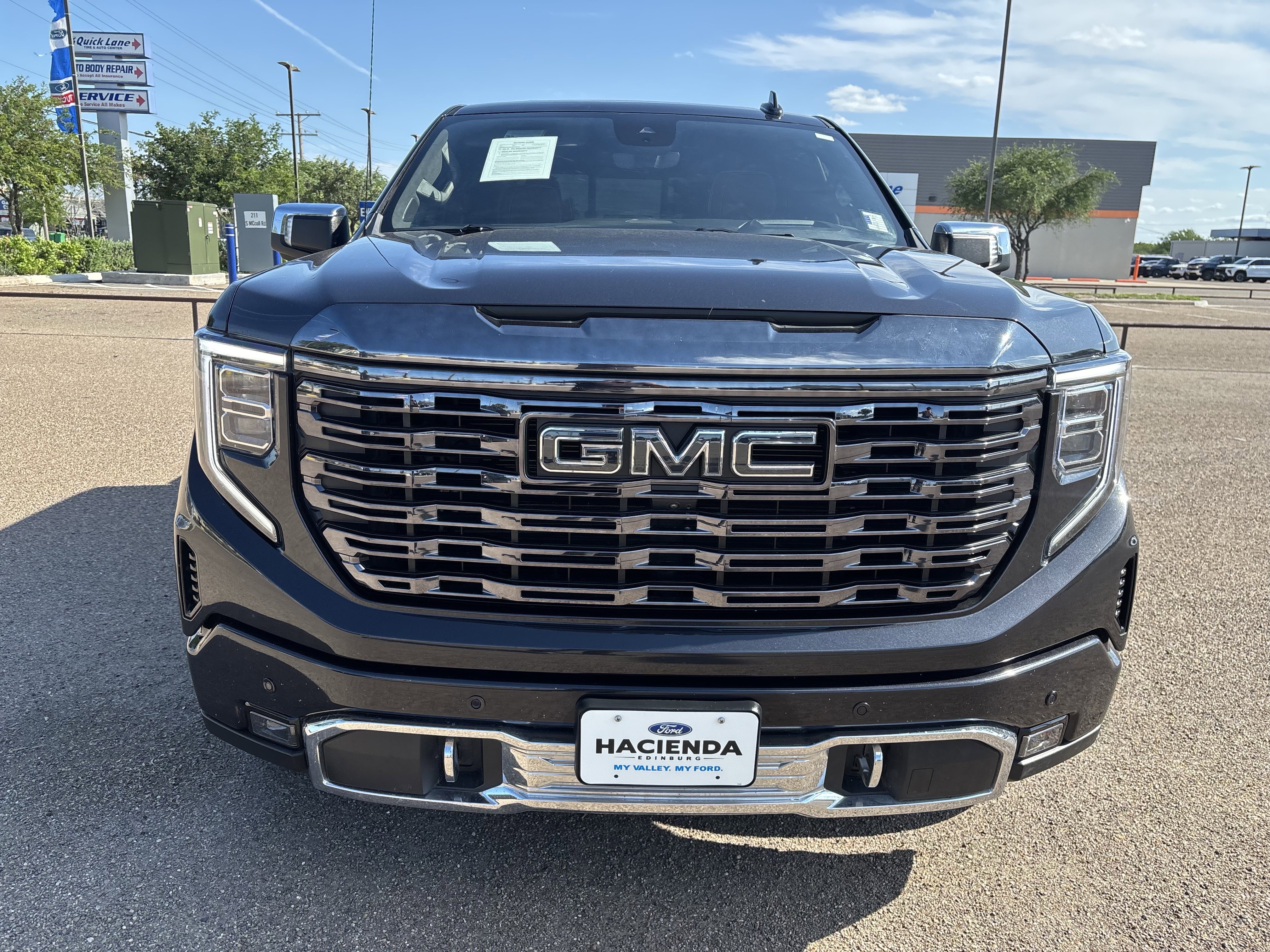 Used 2024 GMC Sierra 1500 Denali Ultimate AWD/4WD image 6