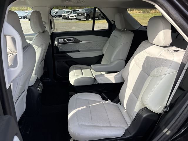 Certified 2025 Ford Explorer Platinum w/ LUX Leather Package AWD/4WD image 25
