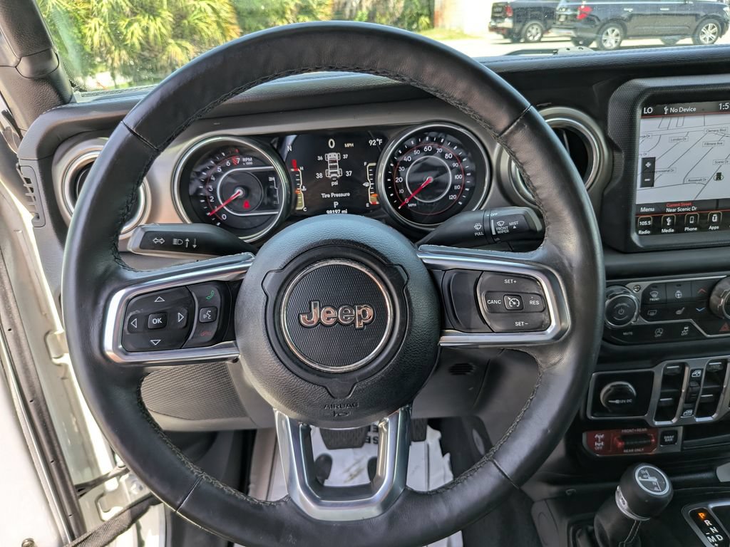 Used 2018 Jeep Wrangler Unlimited Rubicon AWD/4WD image 30